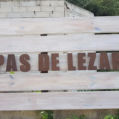 Apartment Y'a Pas De Lezard